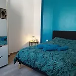 Charmant 2 Pieces